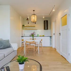 Shortstaypoland Jagiellonska Апартаменты